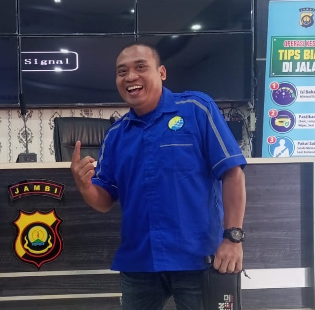 Edy Santoso